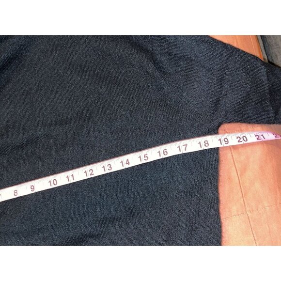 Lord & Taylor Black Two-Ply Cashmere Crewneck Soft Warm Knit Top Women's Sweater - Picture 6 of 8